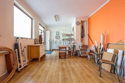 Espaço comercial à venda na Rua Ferreira Chaves