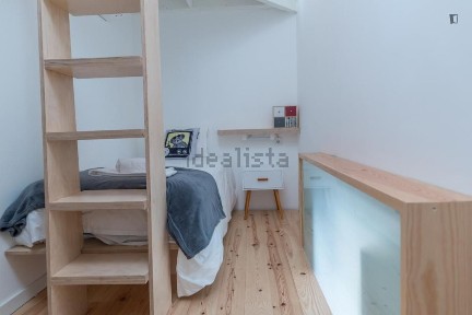 Arrendamento de apartamento T2 na Rua Antero de Quental