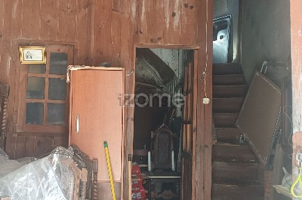 Moradia independente à venda na Rua do Rossio, 19