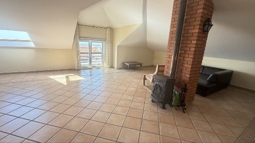 Aluguer T1/2 apart com 145 m2, vista de Mar