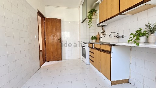 Apartamento T2 à venda na Rua das Caravelas, 282