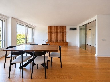 Arrendamento de apartamento T4 na Gulbenkian - Praça Espanha