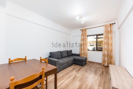 Apartamento T2 à venda na Camarate