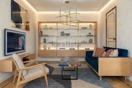 Apartamento T3 à venda na Rua Aquilino Ribeiro