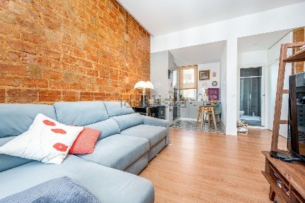 Apartamento T2 à venda na Rua da Cozinha Económica, 12