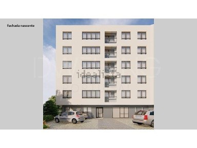 Apartamento T2 à venda na Rua da Ribeira, 133