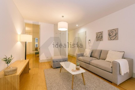 Apartamento T3 à venda nos Anjos