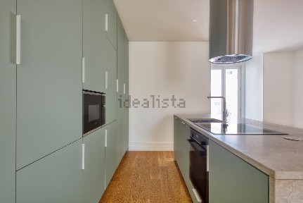 Apartamento T3 à venda no Calçada do Grilo, 1