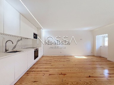 Apartamento T3 à venda na Calçada dos Barbadinhos s/n