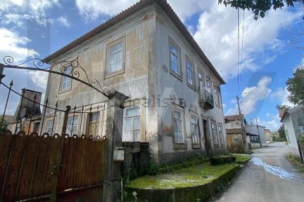 Herdade à venda na Rua do Outeiro s/n