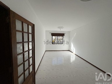 Apartamento T2 à venda no Centro Este da Cidade de Loulé
