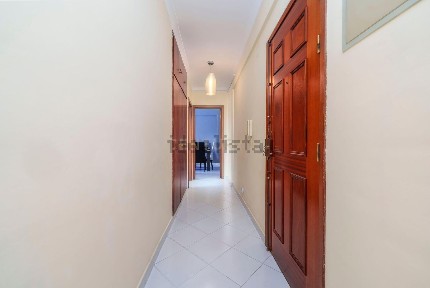 Apartamento T2 à venda na Avenida Dom João VI, 138