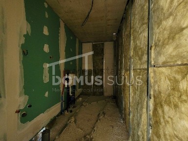Apartamento T1 à venda na Rua Corina Freire