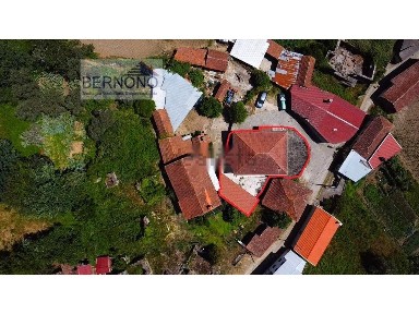 Moradia independente à venda em Destriz