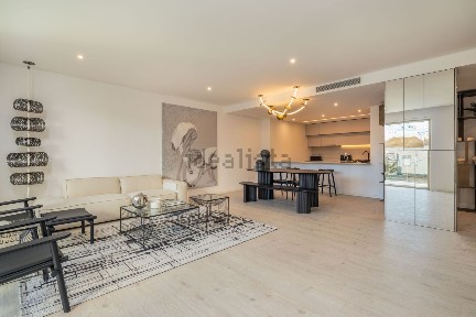 Apartamento T3 à venda na Avenida Alfredo da Silva, 1
