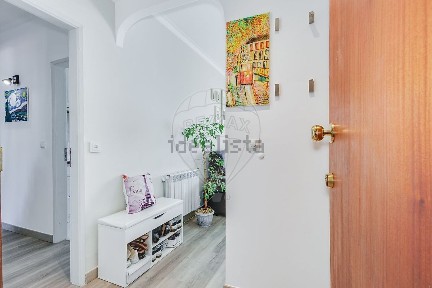 Apartamento T3 à venda na Rua Dom Manuel I