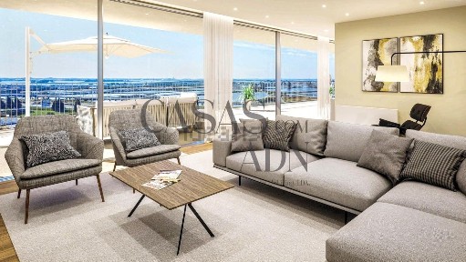 Apartamento T2 à venda na Rua António da Rocha Madail