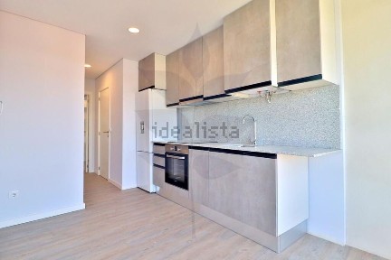 Arrendamento de apartamento T1 na Rua de São Torcato, 37, 2º
