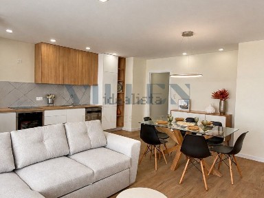 Apartamento T2 à venda na Rua General Humberto Delgado