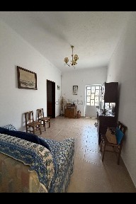 Moradia geminada à venda na Rua do Montinho s/n