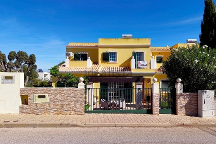 Moradia geminada à venda na Bela Vista