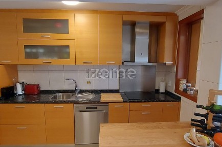 Apartamento T3 à venda em Santa Maria Maior