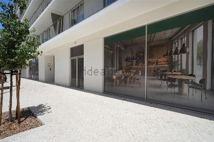Espaço comercial à venda na Rua Carlos George, 5