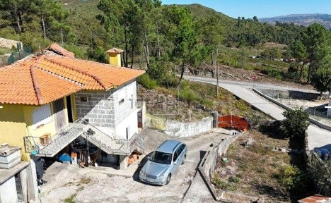 Moradia independente à venda em Paços de Gaiolo