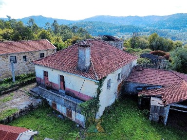 Moradia independente à venda em Vilela