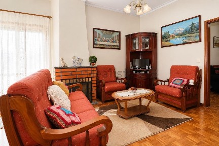 Apartamento T2 à venda em Insua