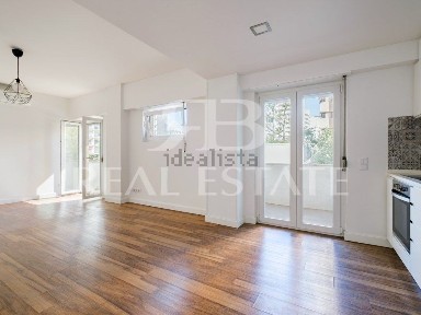 Arrendamento de apartamento T3 na Rua Tomás Ribeiro, 43 a