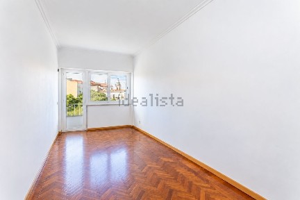 Arrendamento de apartamento T2 na Rua da Verónica, 160