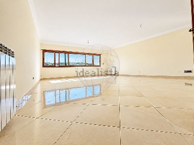 Arrendamento de apartamento T3 na Rua Augusto Alexandre Jorge