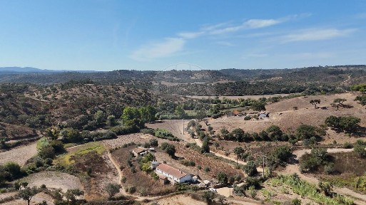 Quinta à venda na Estrada Sem Nome