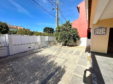 Charneca da Caparica e Sobreda, Quinta da Morgadinha, Rua Morgadinha de Baixo