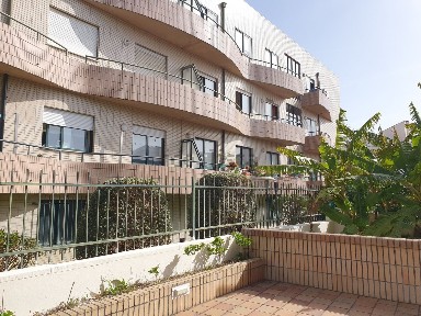 Apartamento T1 à venda na Avenida de Francelos