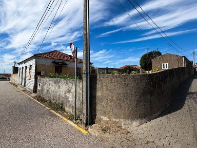 Moradia independente à venda na Rua da Quinta
