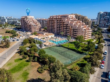 Apartamento T1 à venda na Avenida das Comunidades Lusíadas, 3