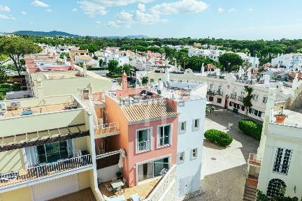 Apartamento T0 à venda na Rua de Andorra