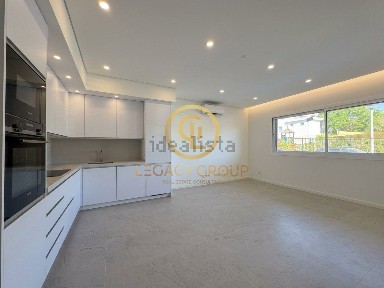Apartamento T1 à venda na Rua da Azinheira