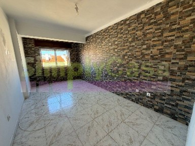 Apartamento T2 à venda na Afonso Costa - Fonte do Lavra