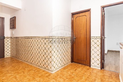 Apartamento T3 à venda na Rua Eduardo Soares Figueiredo