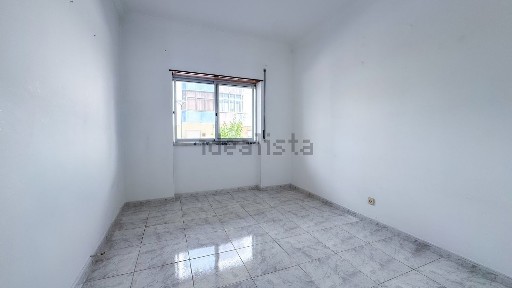 Apartamento T2 à venda na Cruz de Pau