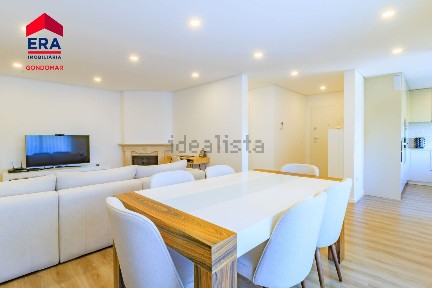 Apartamento T3 à venda em Foz de Sousa s/n