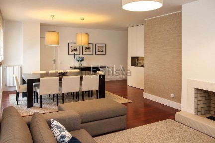 Apartamento T3 à venda na Rua das Andresas