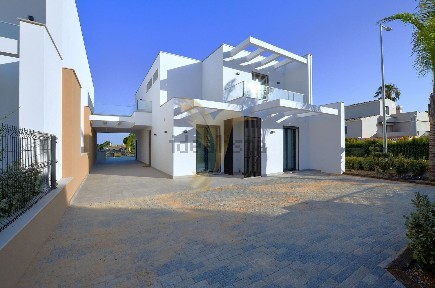 Casa ou moradia à venda no Cerro de Cabeça de Câmara - Estação de Loulé