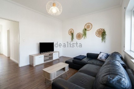 Apartamento T3 à venda na Rua Sebastião Cunha