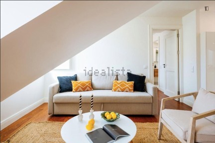 Arrendamento de apartamento T1 na Rua dos Fanqueiros