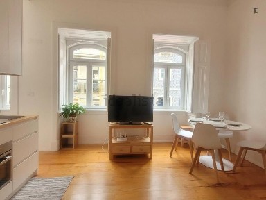 Arrendamento de apartamento T1 na Rua de Ponta Delgada