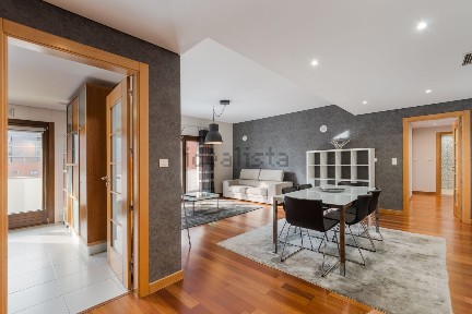 Arrendamento de apartamento T3 na Rua Alfredo da Costa